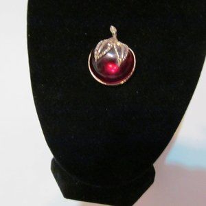Vintage Sarah Coventry red apple pin brooch